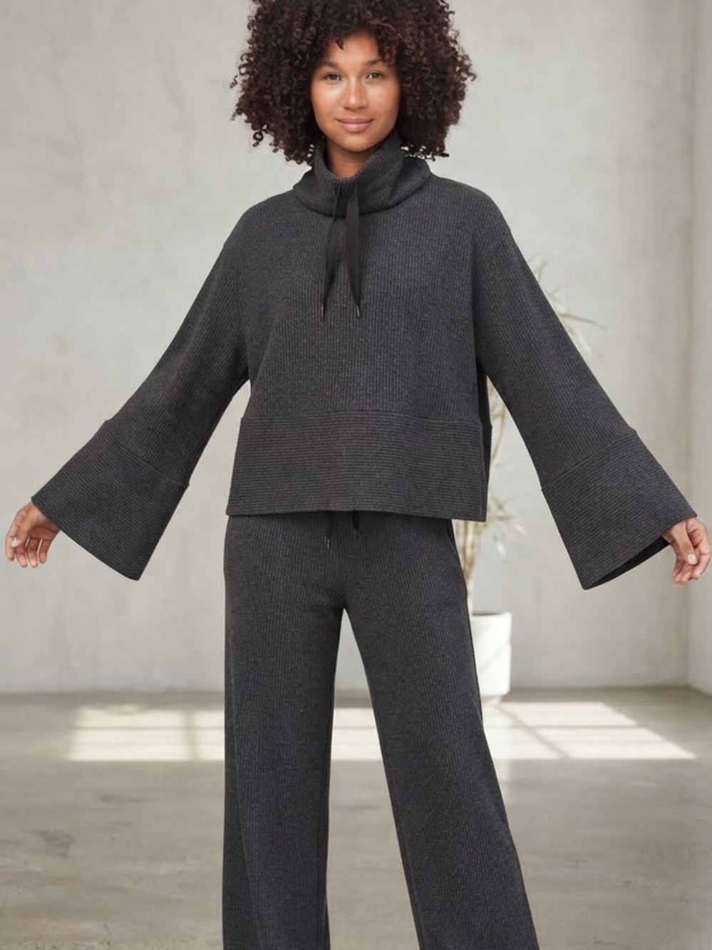 lululemon  Retreat Yourself Pullover Charcoal Ribbed Turtleneck Sweater